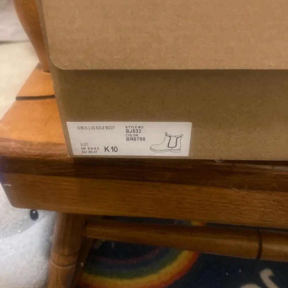 Lug sole boots